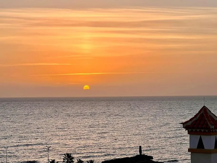 Holiday home Ganzes Haus, Terrasse, Meerblick, 100M Zum Strand La Jaca Spain